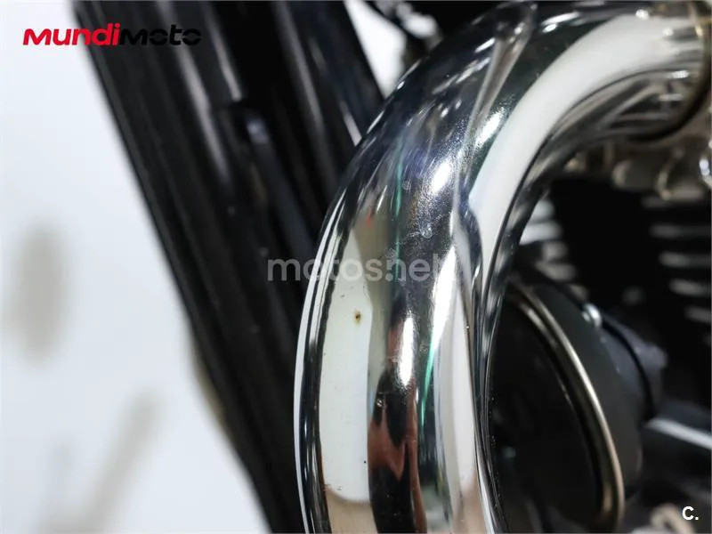 Triumph Bonneville T120 – Vista 16