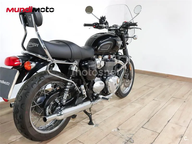 Triumph Bonneville T120 – Vista 3