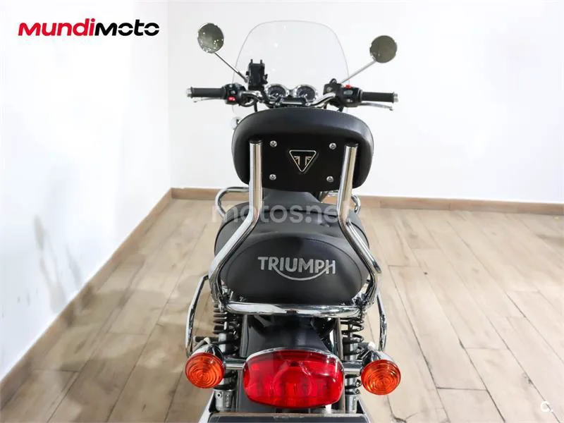 Triumph Bonneville T120 – Vista 4