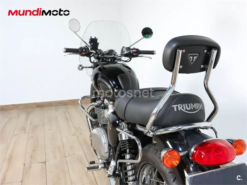 Triumph Bonneville T120 – Vista 9