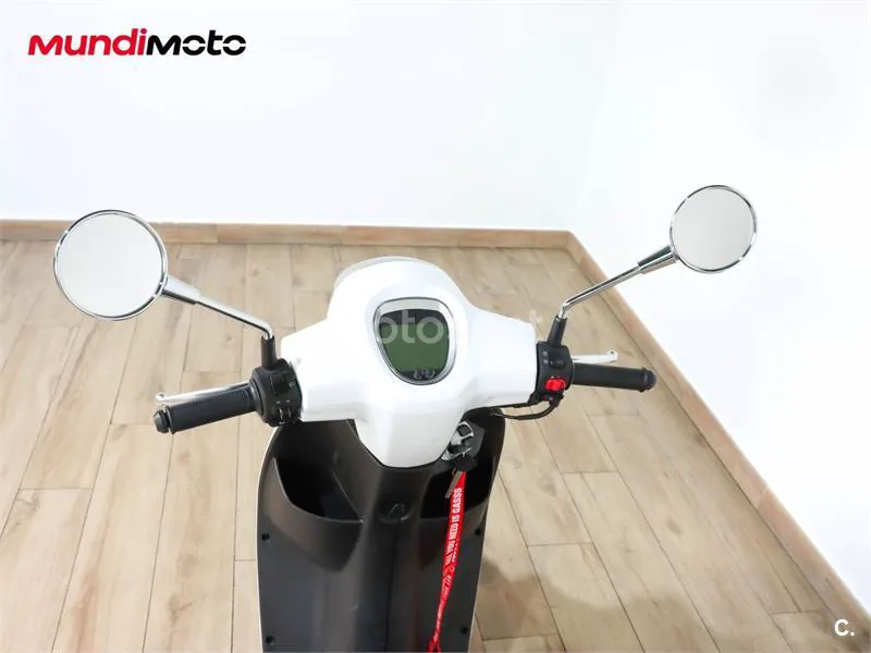 QJ Motor LTR 125 – Vista 11