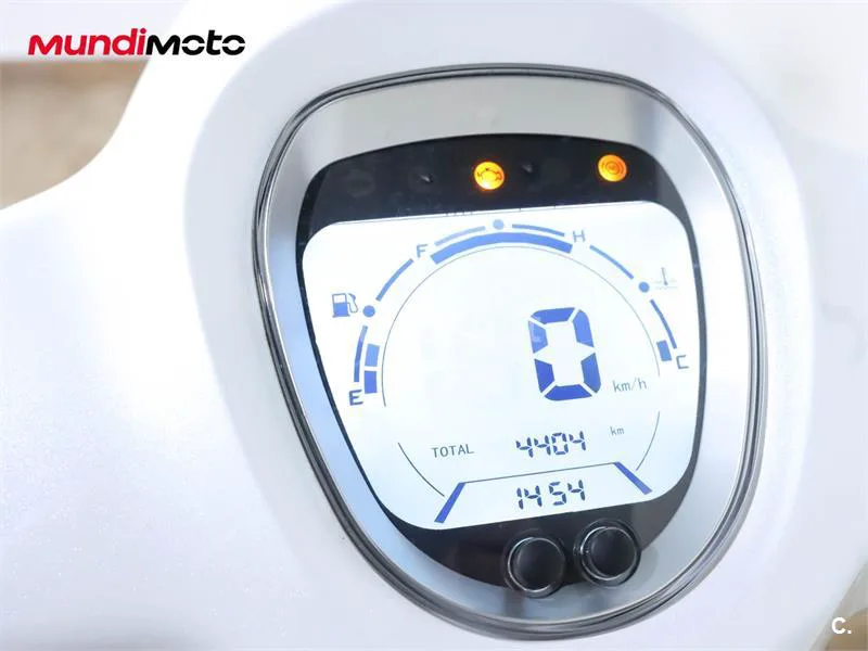 QJ Motor LTR 125 – Vista 12