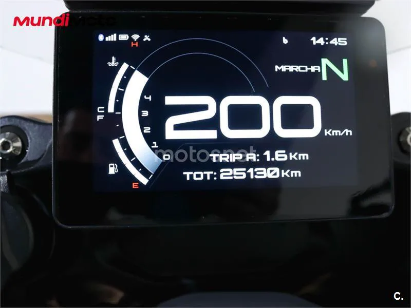 Benelli TRK 702 – Vista 12
