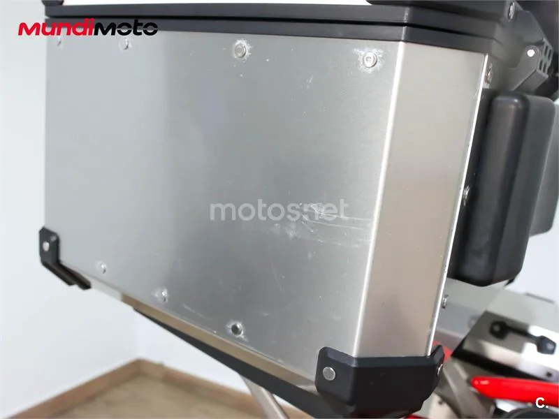 Benelli TRK 702 – Vista 18