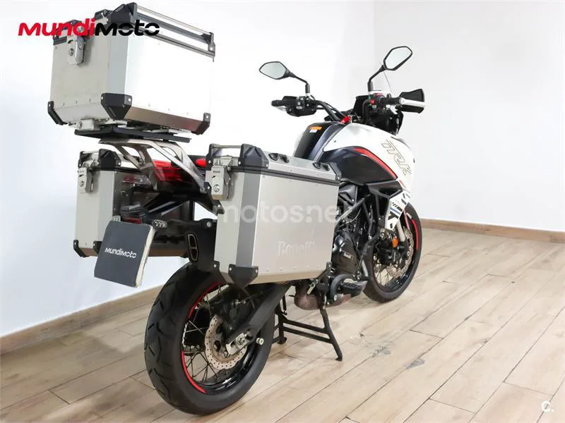 Benelli TRK 702 – Vista 3