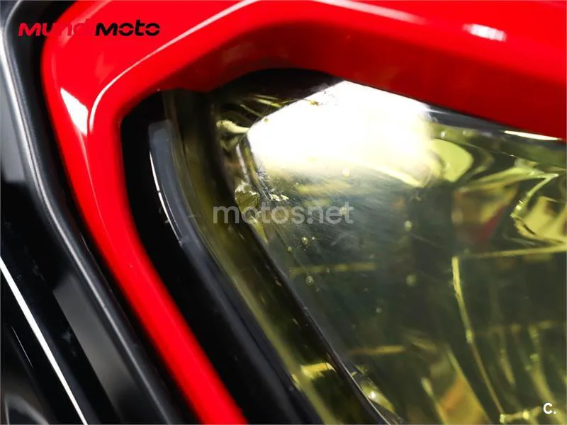 Benelli TRK 702 – Vista 23