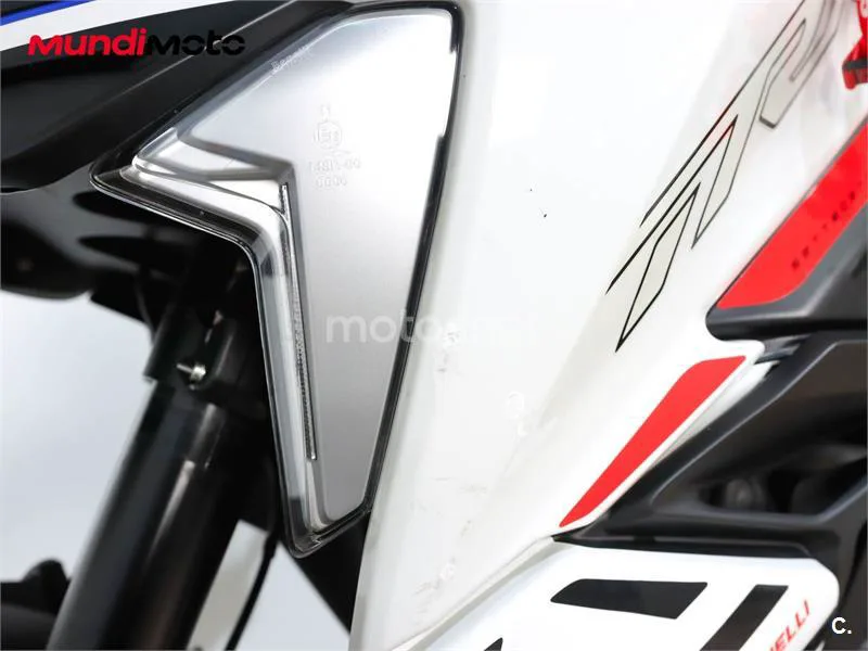 Benelli TRK 702 – Vista 30
