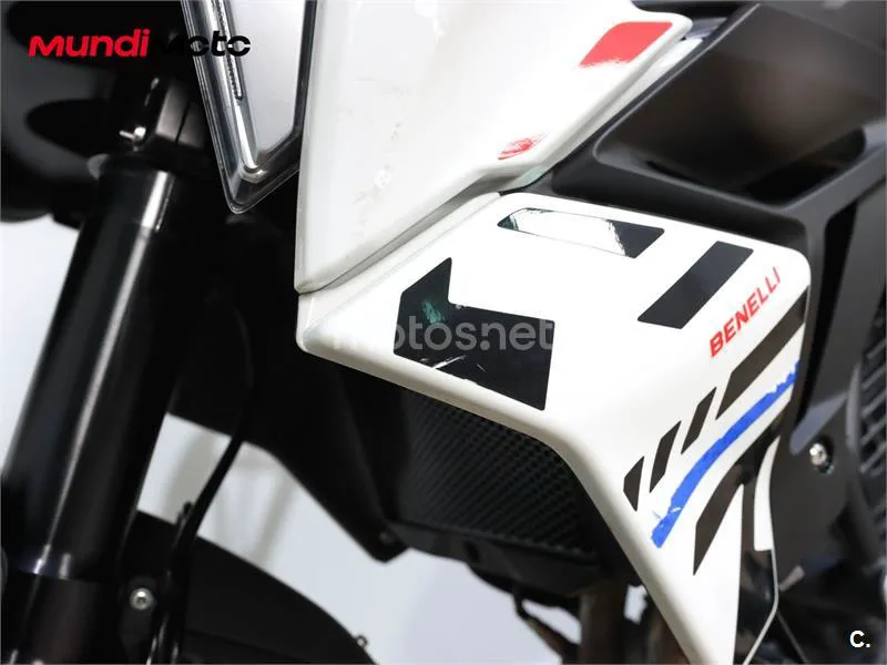 Benelli TRK 702 – Vista 31