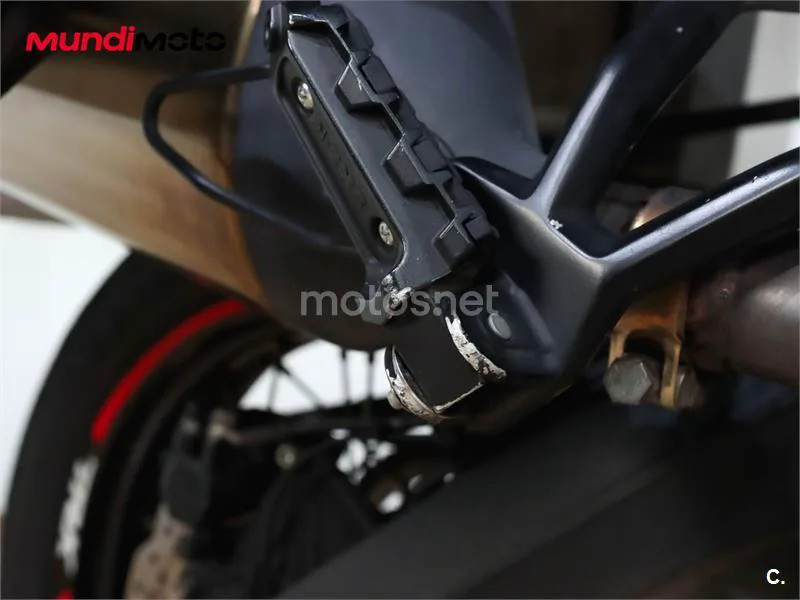 Benelli TRK 702 – Vista 46