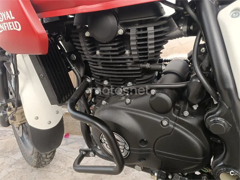 Royal Enfield Scram 411 – Vista 10