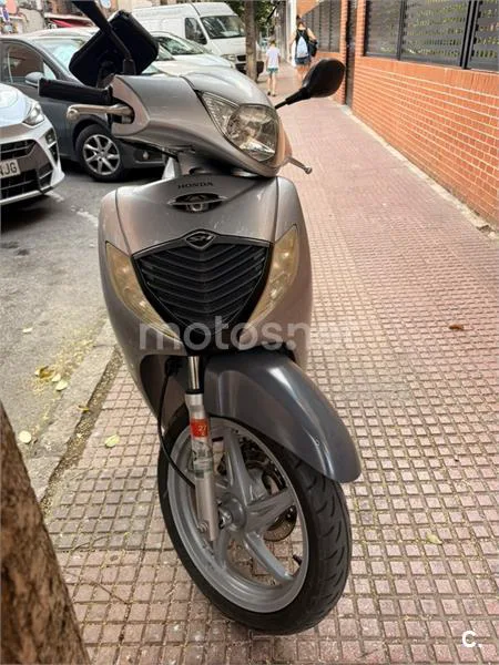Honda SH125i 1000 € 2007 Madrid - 1