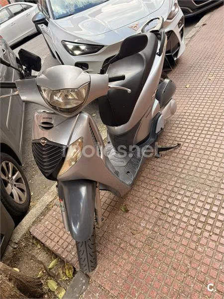 Honda SH125i - Vista 3
