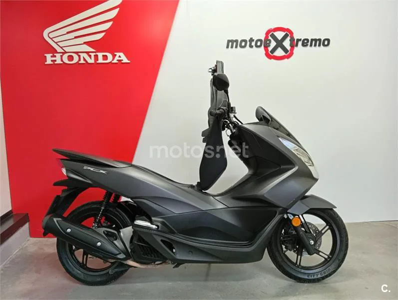 Honda PCX 125 – Vista 3