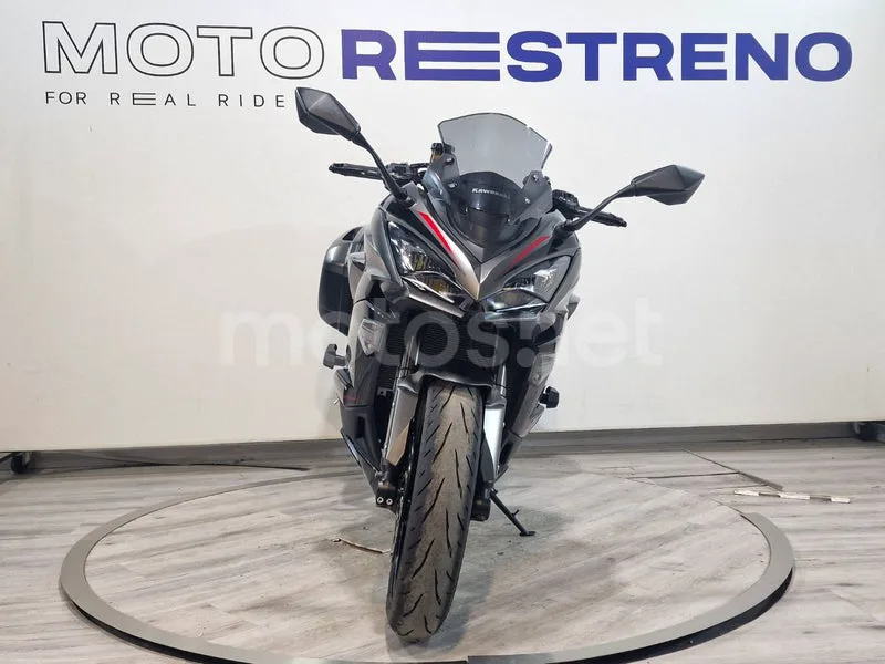 Kawasaki Ninja 1100 SX – Vista 4