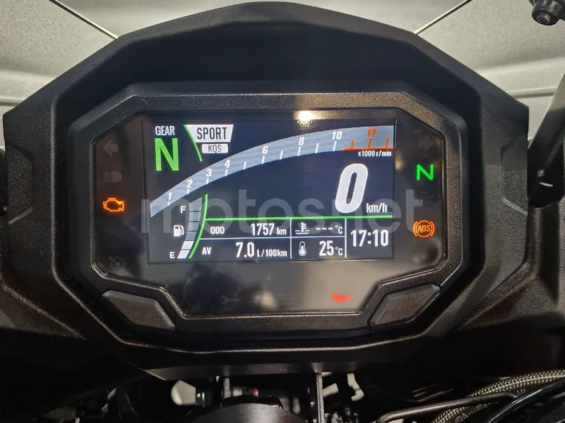 Kawasaki Ninja 1100 SX – Vista 9