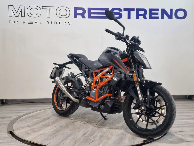 KTM 390 – Vista 5