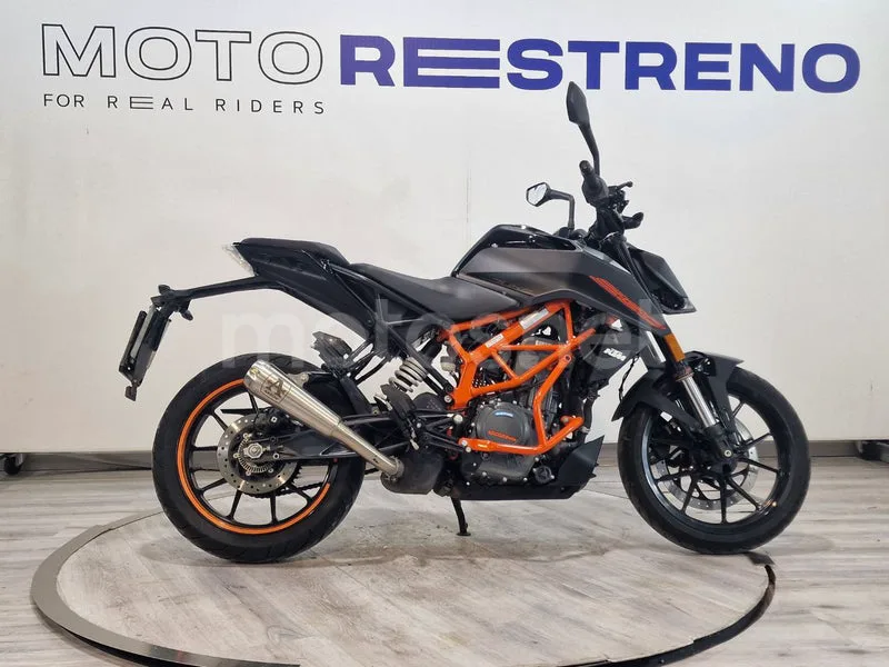 KTM 390 – Vista 6
