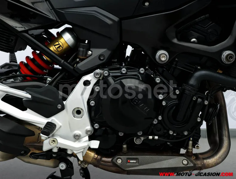 BMW F 900 R – Vista 5