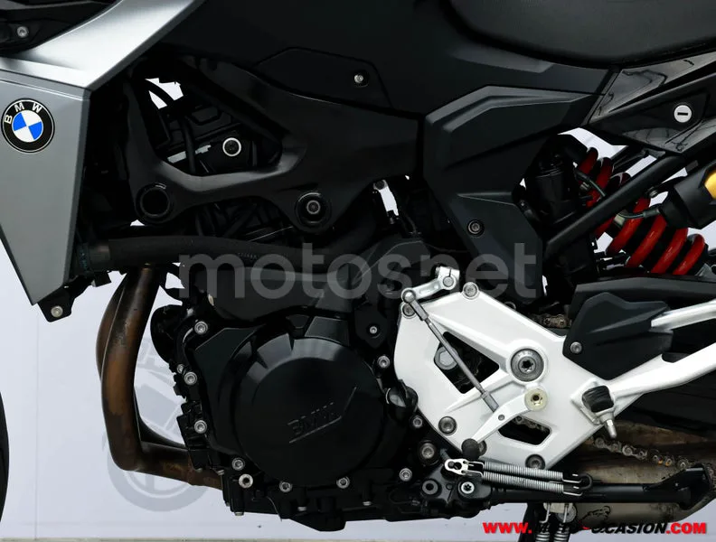 BMW F 900 R – Vista 10