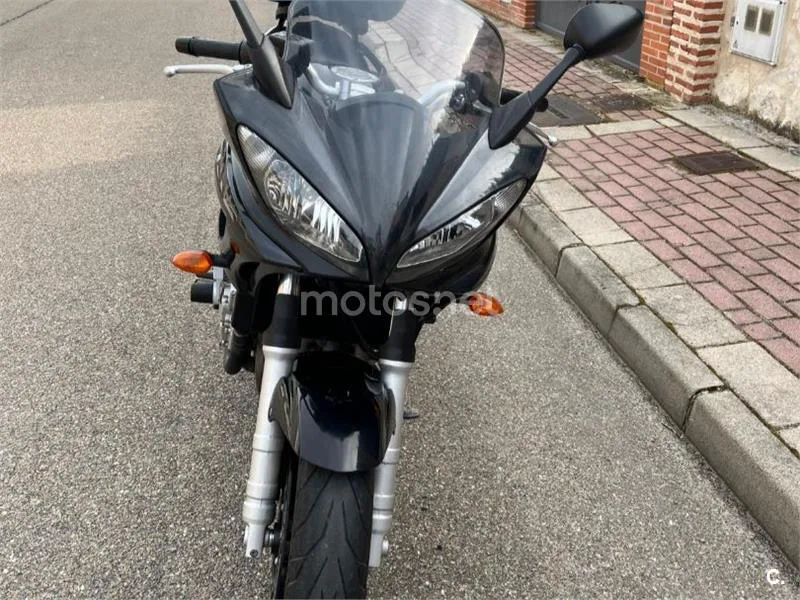 Yamaha FZ6 Fazer 2250 € 2005 Valladolid - 2