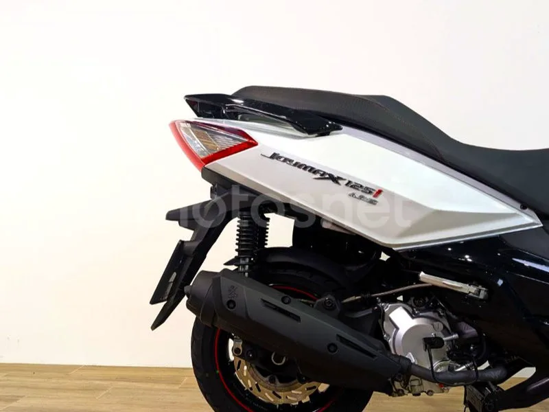 SYM Joymax 125 – Vista 3