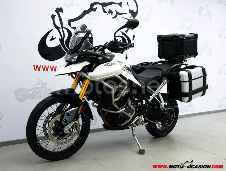 Triumph Tiger 900 – Vista 7