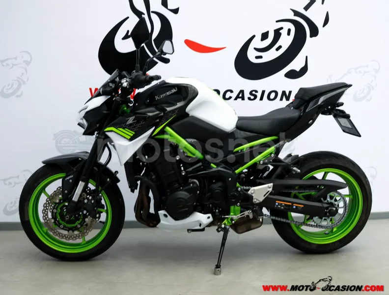 Kawasaki Z900 – Vista 7