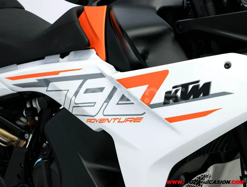 KTM 790 – Vista 9