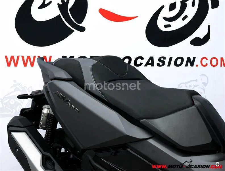 Honda ADV 350 – Vista 11