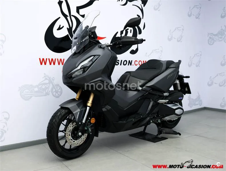 Honda ADV 350 – Vista 8