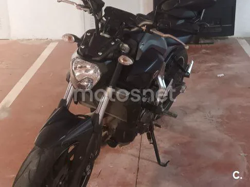 Yamaha MT-07 – Vista 5
