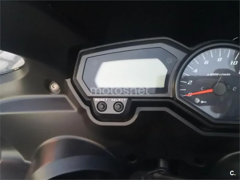 Yamaha FZ6 Fazer S2 – Vista 3