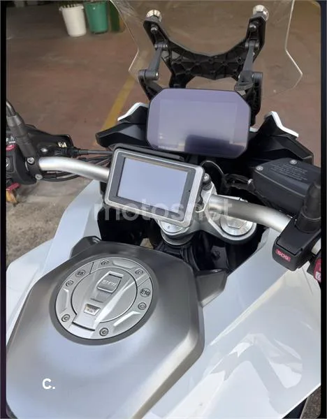 BMW F 900 XR – Vista 5