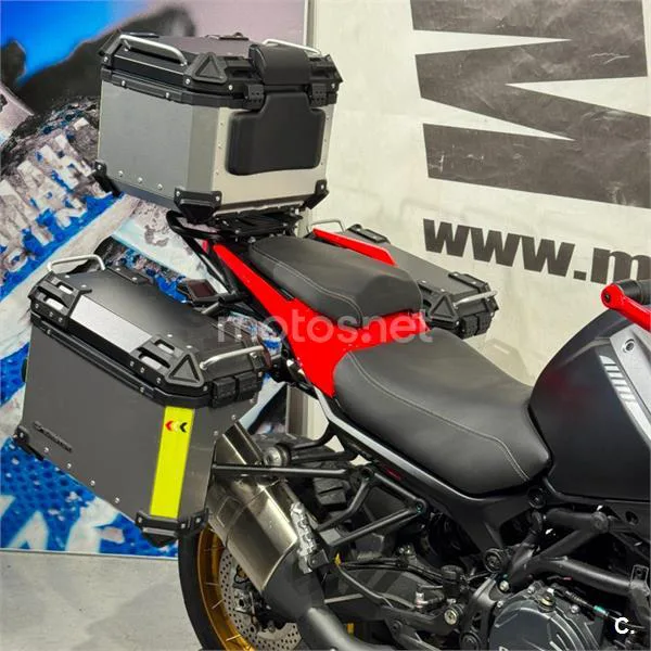 QJ Motor SRT 900 SX – Vista 4