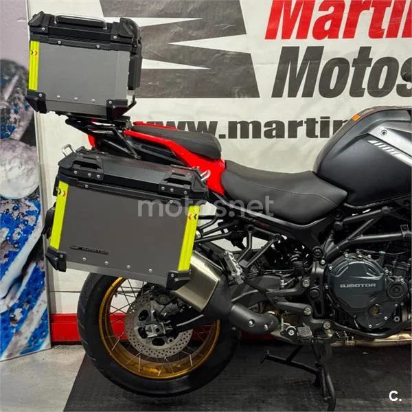 QJ Motor SRT 900 SX – Vista 6