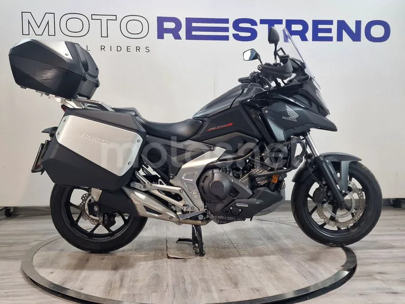 Honda NC 750 X – Vista 6