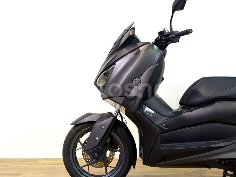 Yamaha XMAX 125 – Vista 8