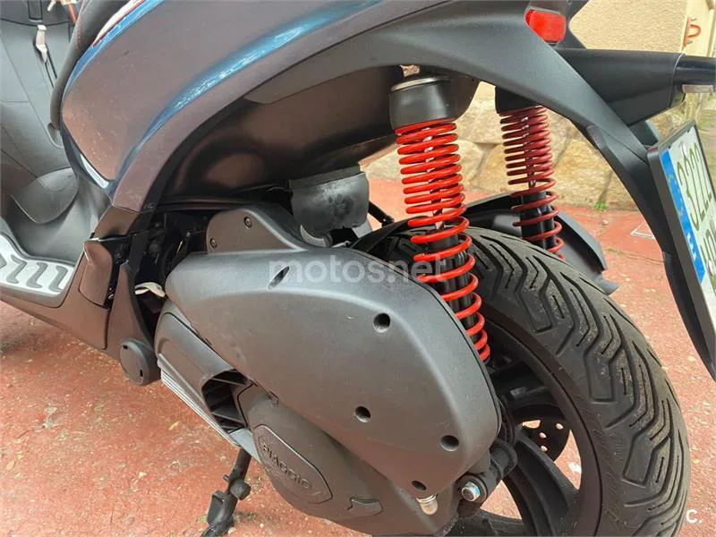 Piaggio MP3 – Vista 13