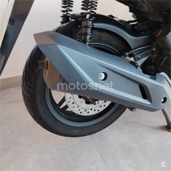 Honda Forza 125 – Vista 13
