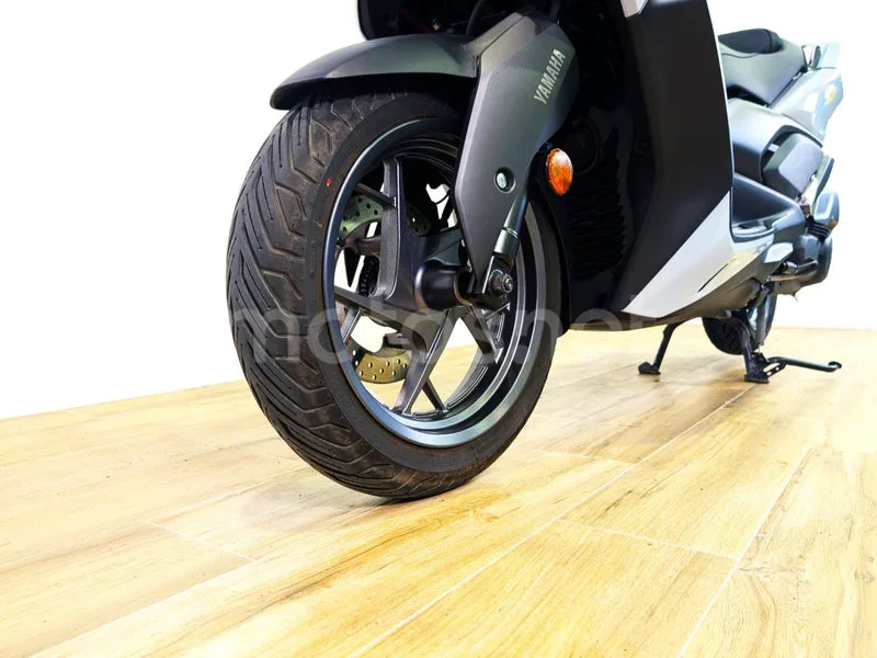 Yamaha XMAX 125 – Vista 6