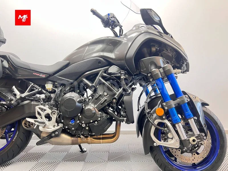 Yamaha Niken – Vista 3