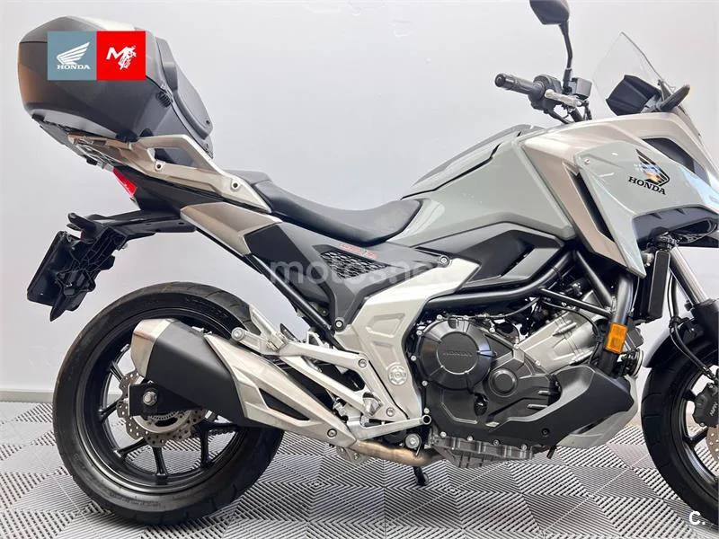 Honda NC 750 X – Vista 4