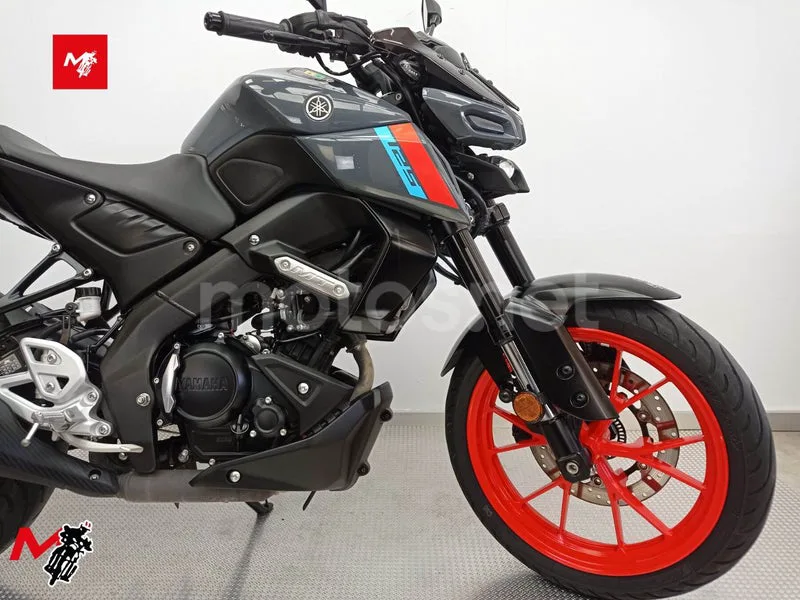 Yamaha MT-125 – Vista 3