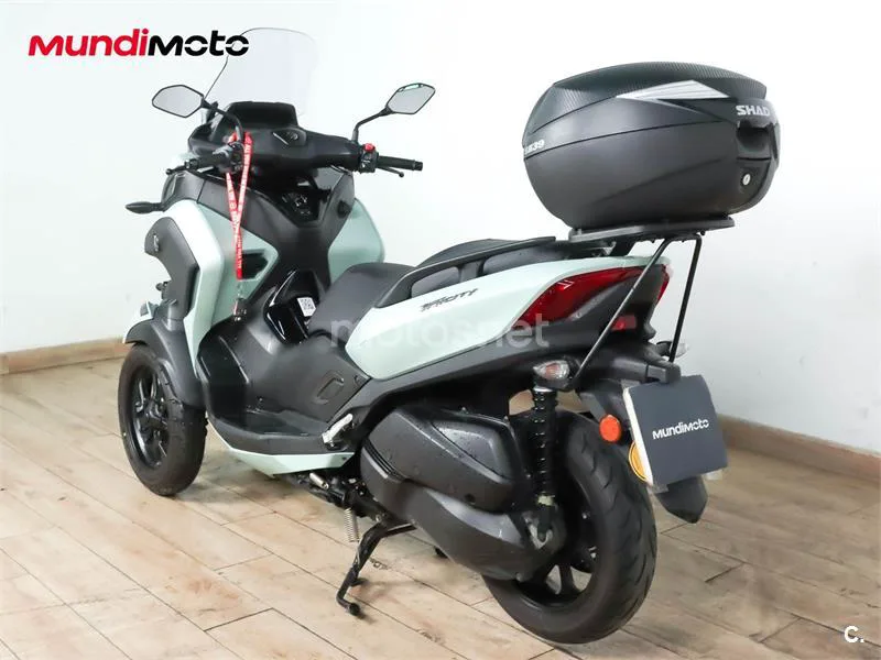 Yamaha Tricity – Vista 8