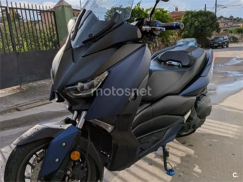 Yamaha XMAX 400 – Vista 3