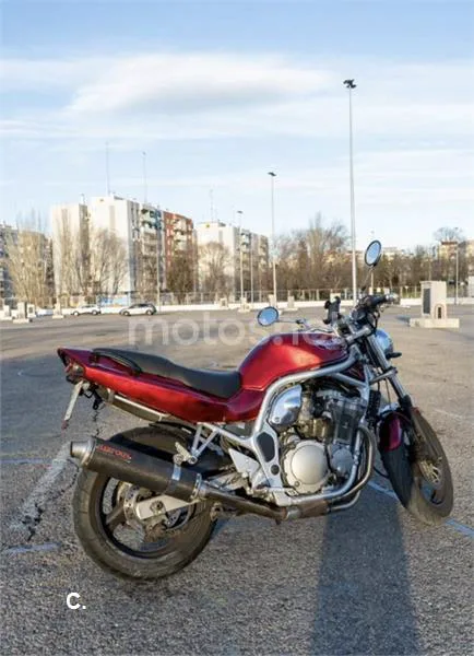 Suzuki Bandit 400 - Vista 8