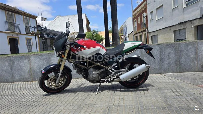 Ducati Monster 750 - Vista 6