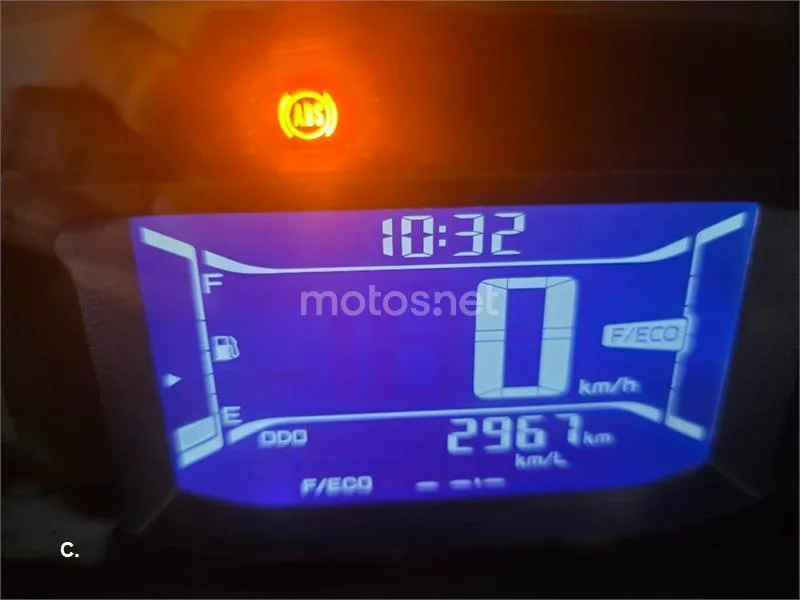 Yamaha NMAX – Vista 5