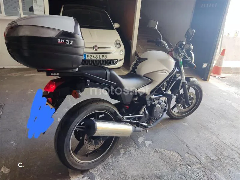 Honda VTR 250 – Vista 4