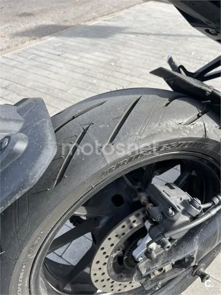 Yamaha MT-09 – Vista 4